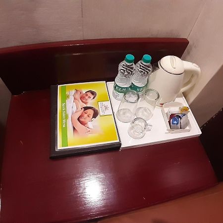 Hotel Palmyra Grand Suite - Tirunelveli Exteriör bild