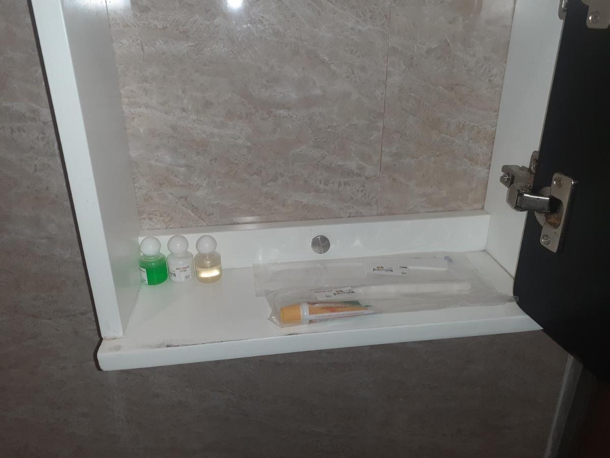 Hotel Palmyra Grand Suite - Tirunelveli Exteriör bild
