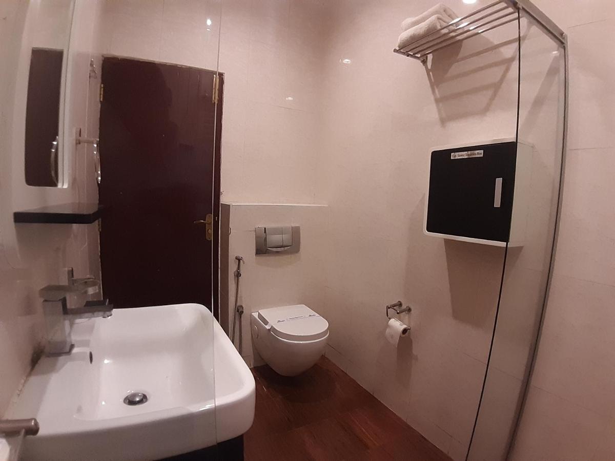 Hotel Palmyra Grand Suite - Tirunelveli Exteriör bild