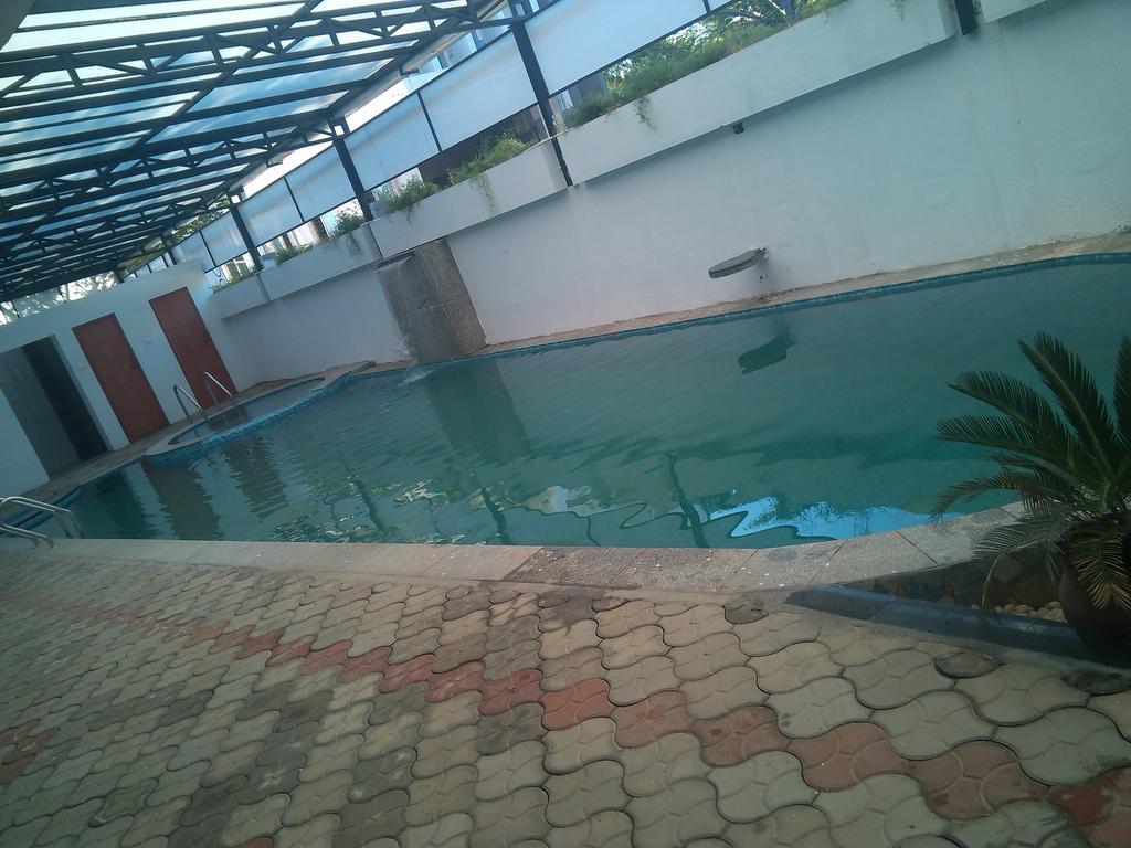 Hotel Palmyra Grand Suite - Tirunelveli Exteriör bild