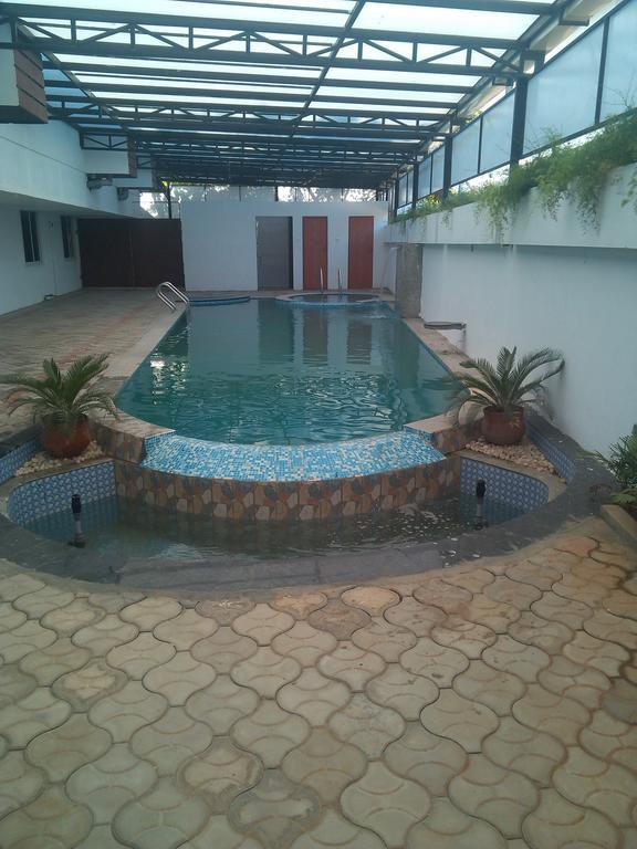 Hotel Palmyra Grand Suite - Tirunelveli Exteriör bild